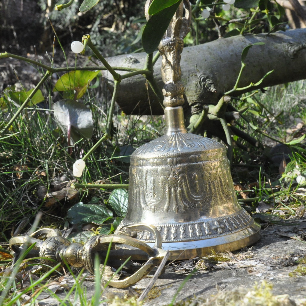 MA_K_163_40_9_d spirituelle Glocke