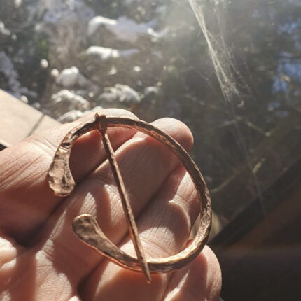 Schmuck Fibel